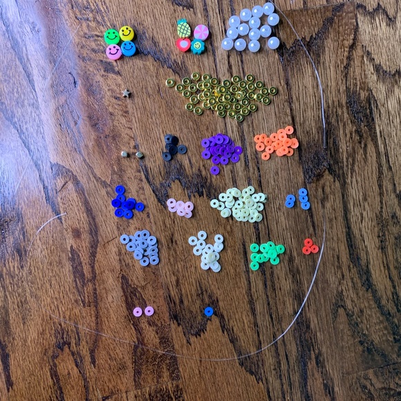 Make your own bracelets - Picture 2 of 2